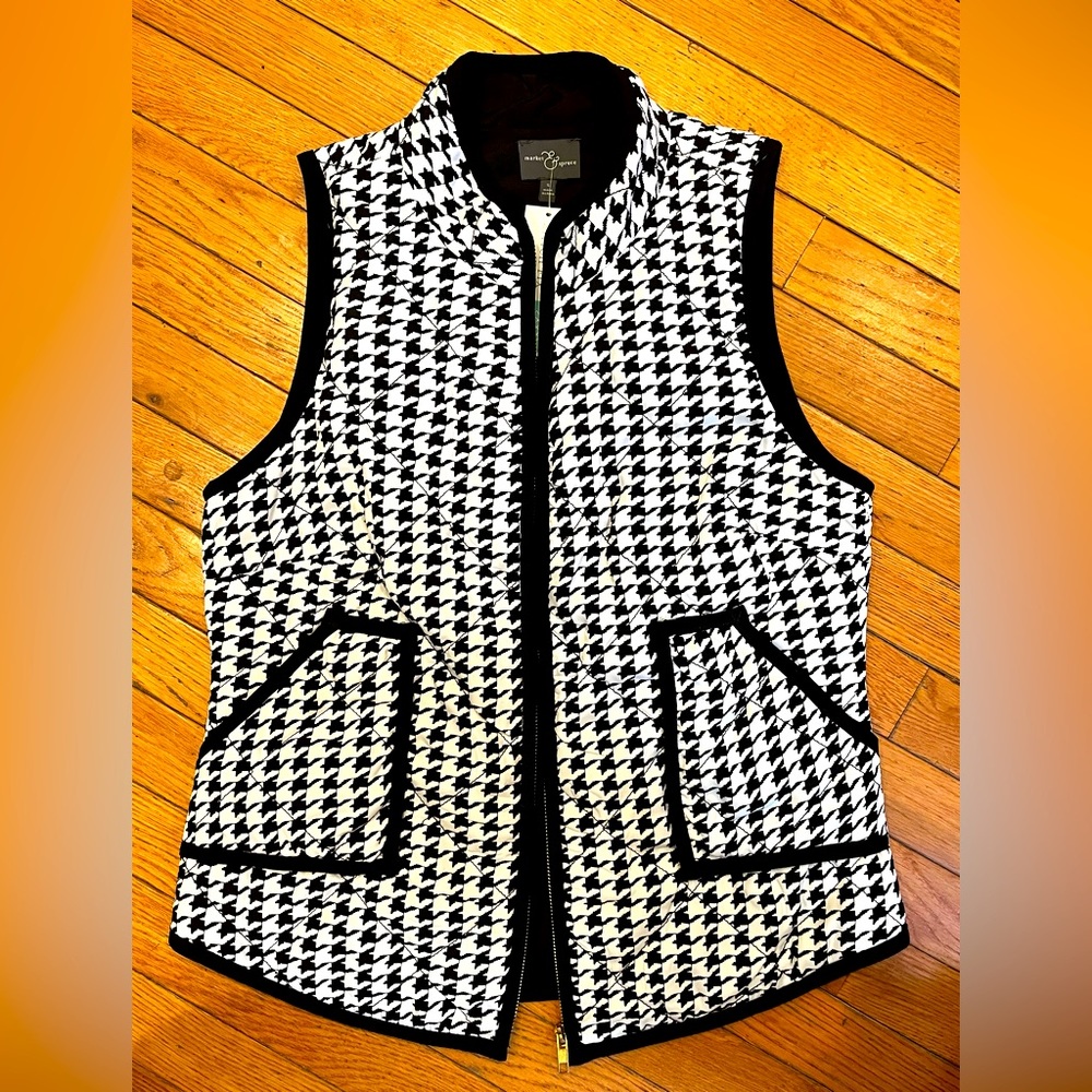 Market Spruce (stitch fix) - Vest - Houndstooth pattern size Small NWT